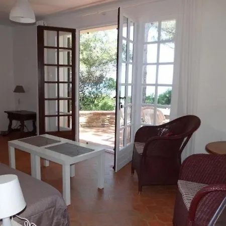 House Avec Acces Direct Sur La Plage *